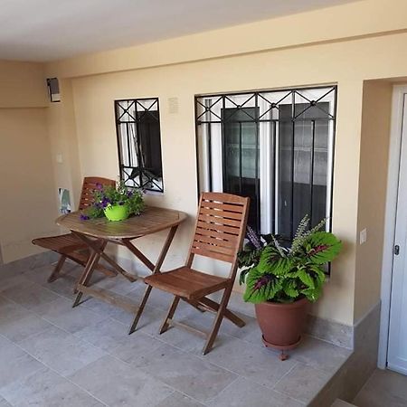 Lefkaditika Luxury Apartment Preveza Exterior photo